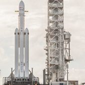 Obroda těžkých raket: Falcon Heavy startuje dnes večer