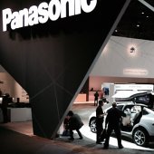 Panasonic pro Teslu zvýší hustotu baterií o 20 % a představí bezkobaltové verze