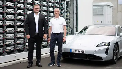 Porsche využívá vysloužilé baterie z Taycanů pro napájení své továrny v Lipsku 