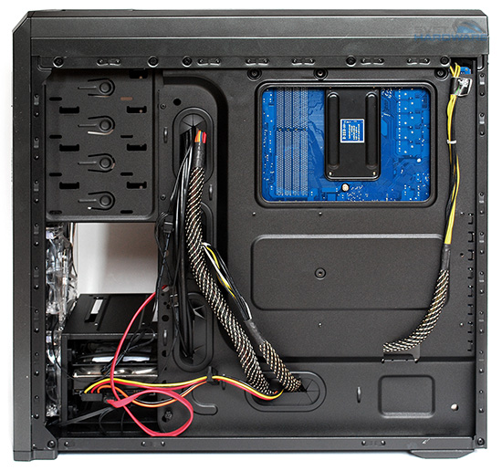 Corsair Carbide 500R - instalace komponent do skříně