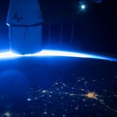 SpaceX shání povolení pro vybudování milionu přístupových míst k satelitnímu systému Starlink