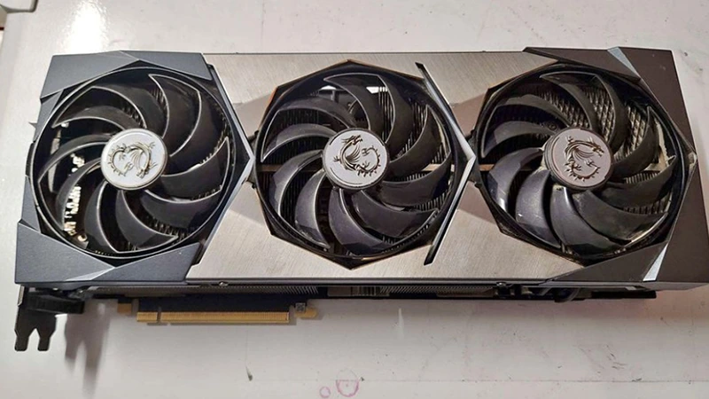 V bazaru se objevila GeForce RTX 3080 Ti s 20 GB paměti místo standardních 12 GB