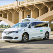 Waymo One: spuštěna první autonomně řízená taxislužba