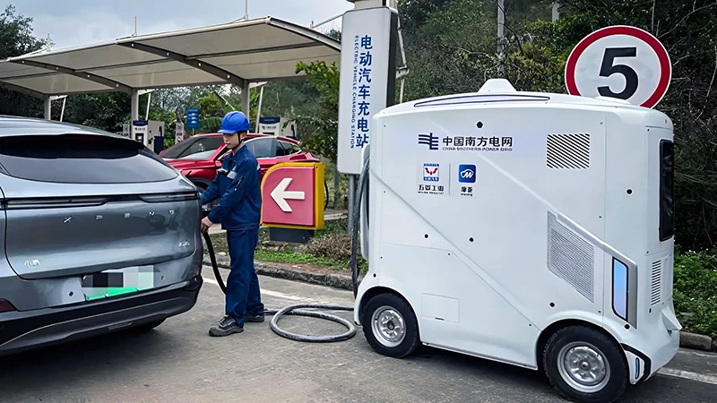 Wuling představil MESCV, pojízdnou 141kWh powerbanku pro nabíjení elektromobilů